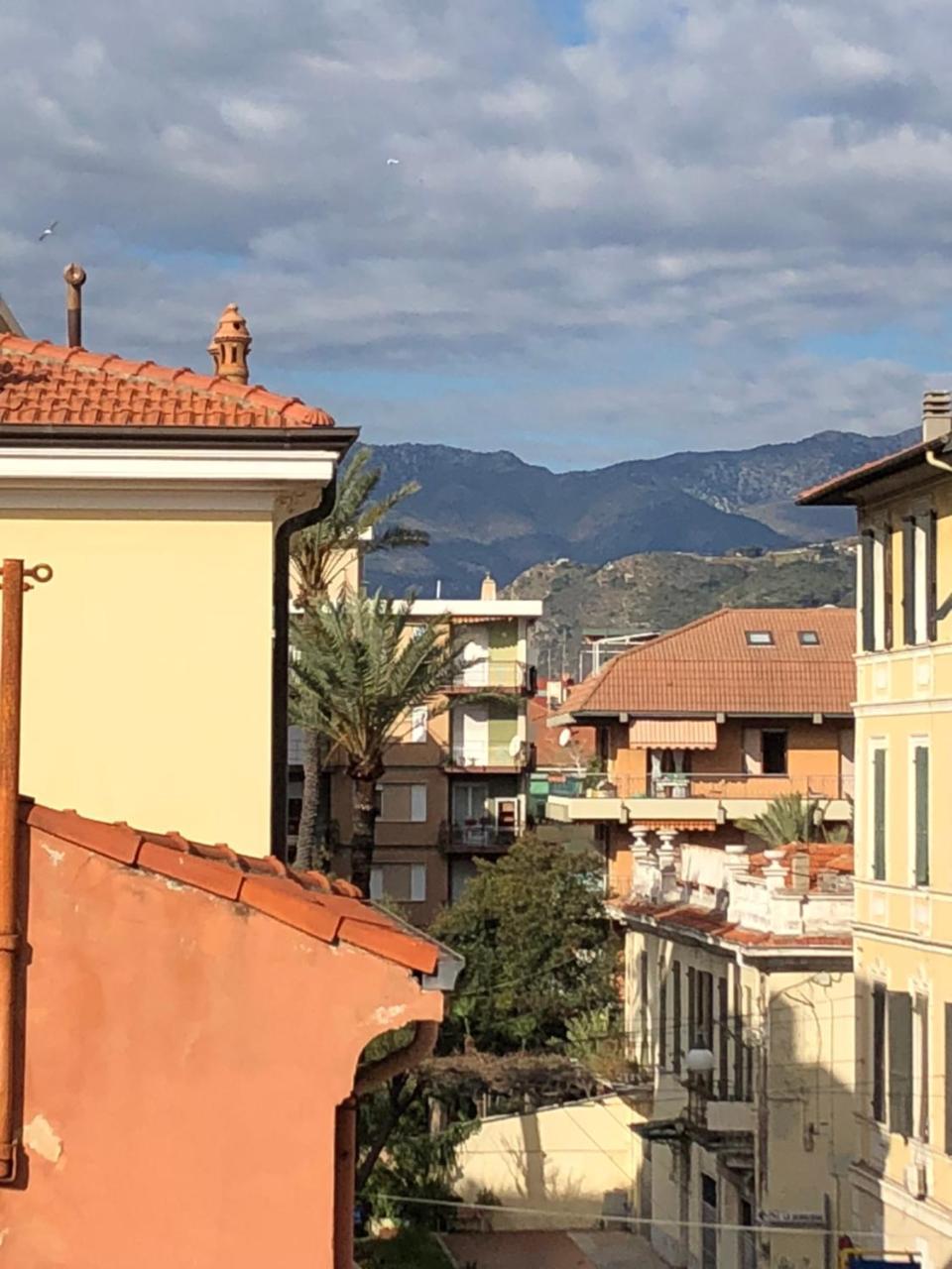 B&B Borgo Marina 보르디게라 외부 사진